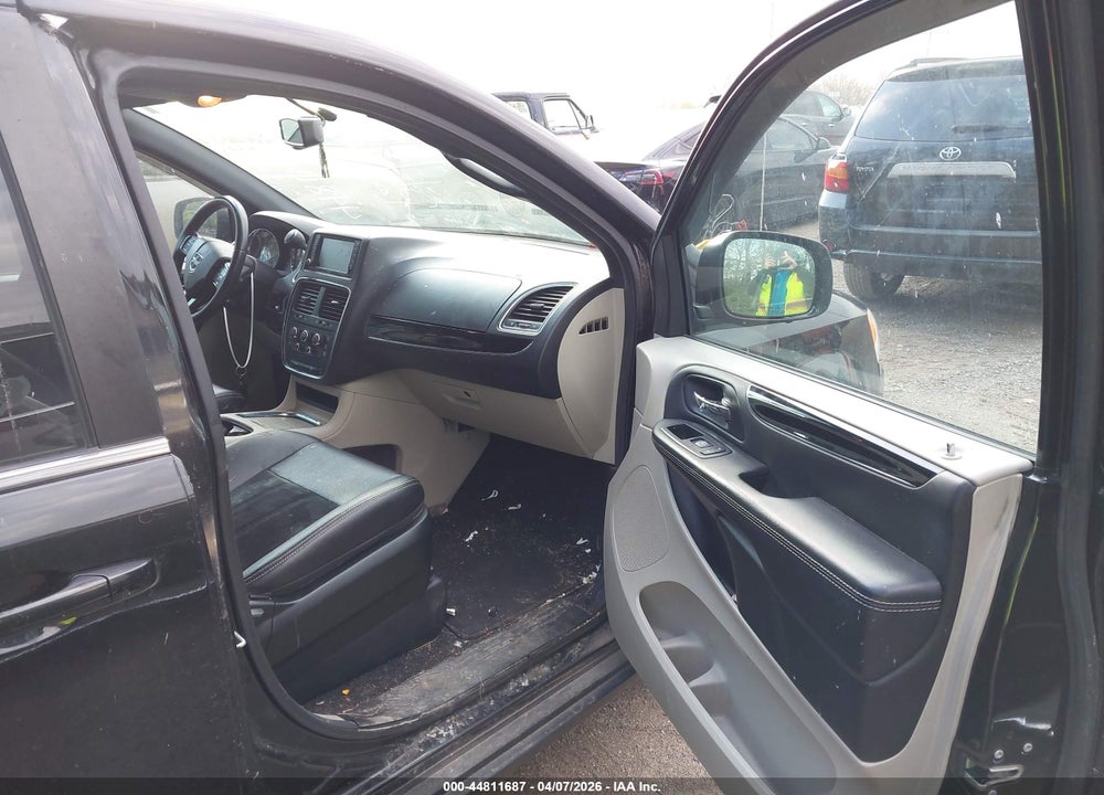 2018 DODGE GRAND CARAVAN SXT VIN: 2C4RDGCG9JR207460