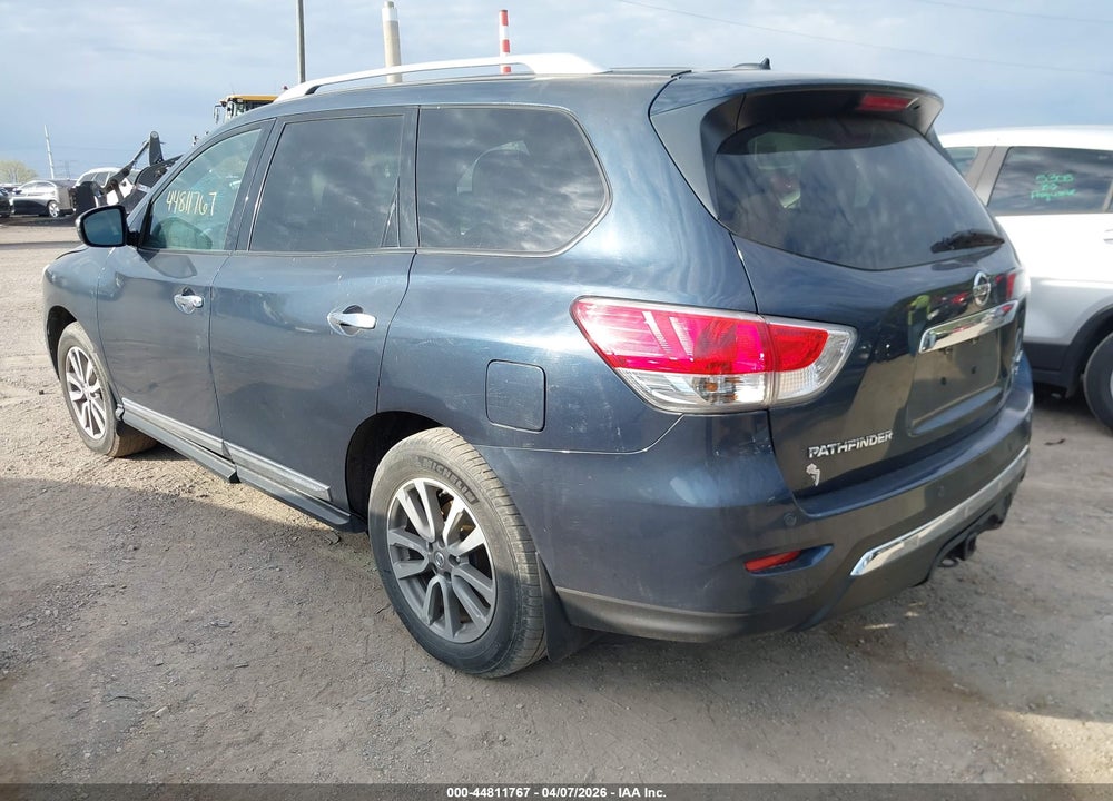 2015 NISSAN PATHFINDER SL VIN: 5N1AR2MMXFC721951
