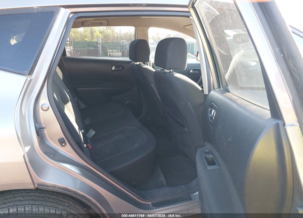 2010 NISSAN ROGUE S VIN: JN8AS5MV4AW107749