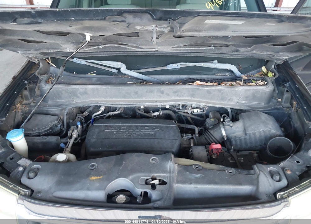 2015 HONDA PILOT EX VIN: 5FNYF3H47FB003286