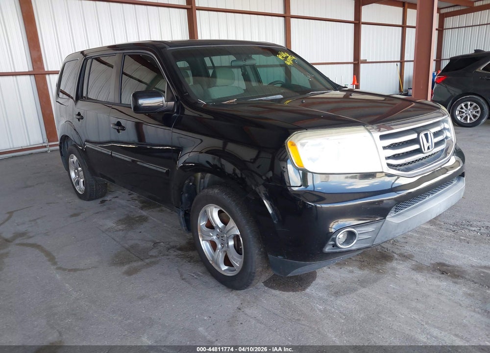 2015 HONDA PILOT EX VIN: 5FNYF3H47FB003286