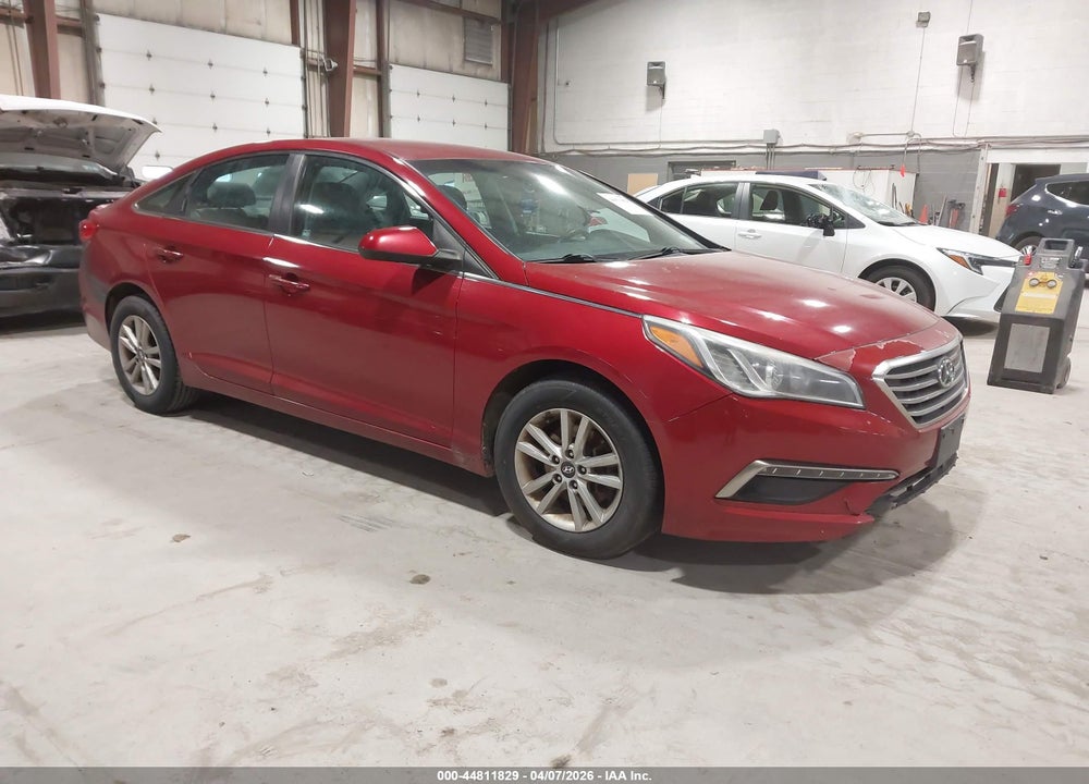 2015 HYUNDAI SONATA SE VIN: 5NPE24AF0FH123643