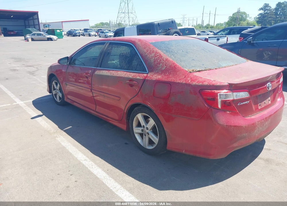 2014 TOYOTA CAMRY SE VIN: 4T1BF1FK1EU862211
