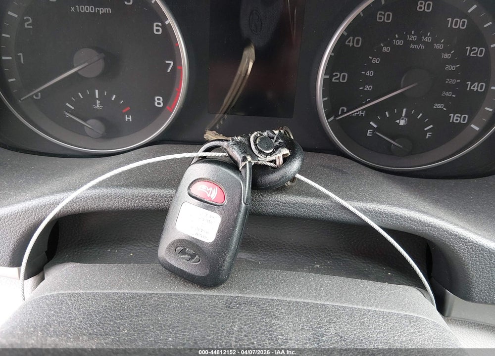 2017 HYUNDAI ELANTRA SE VIN: KMHD84LF6HU162412