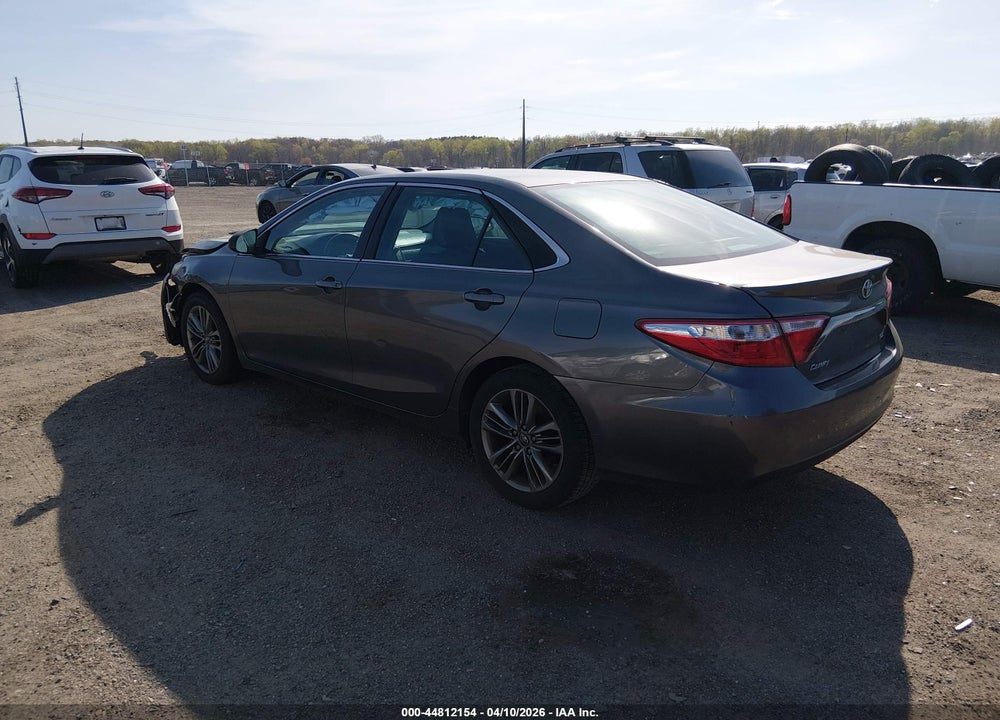 2016 TOYOTA CAMRY SE VIN: 4T1BF1FKXGU215907