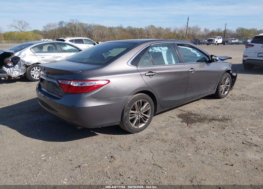 2016 TOYOTA CAMRY SE VIN: 4T1BF1FKXGU215907