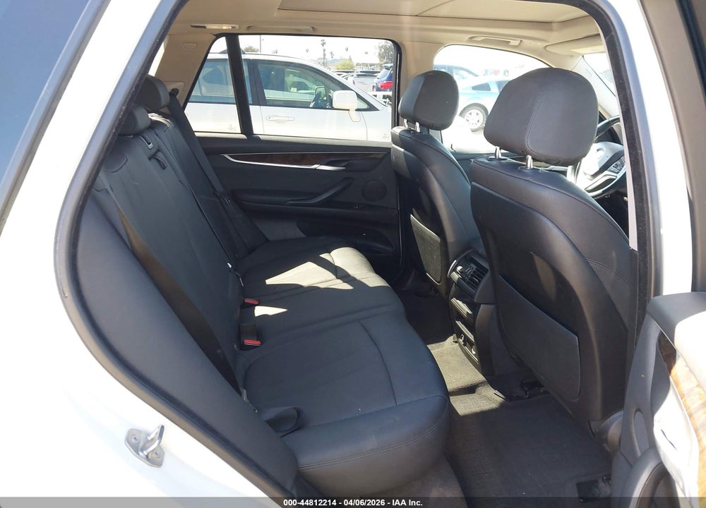 2016 BMW X5 VIN: 5UXKR0C50G0P25919