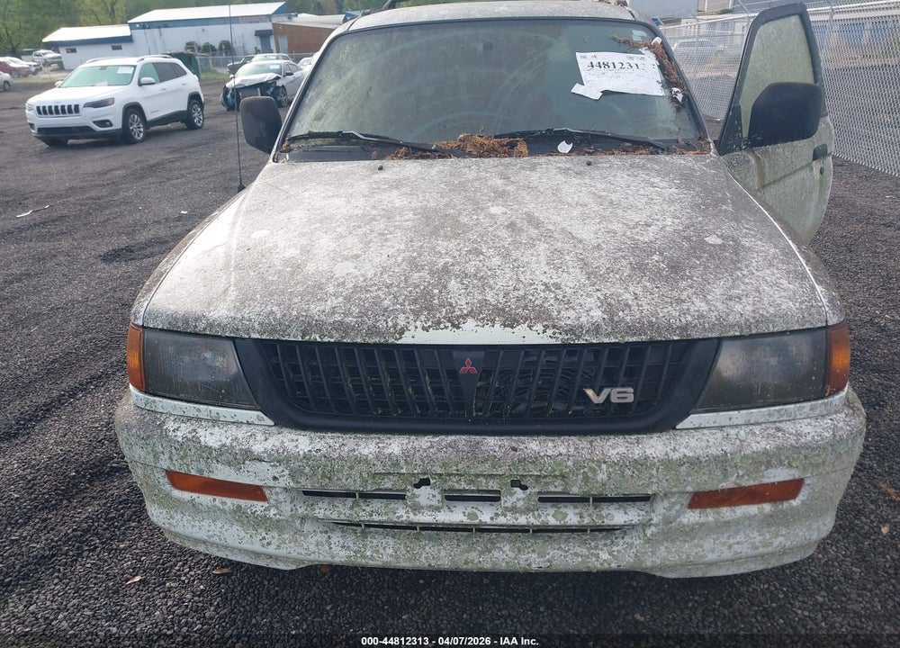 1999 MITSUBISHI MONTERO SPORT LS/XLS VIN: JA4LS31H0XP035517