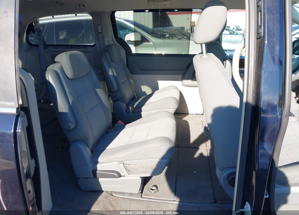 2010 CHRYSLER TOWN & COUNTRY TOURING VIN: 2A4RR5D17AR148953