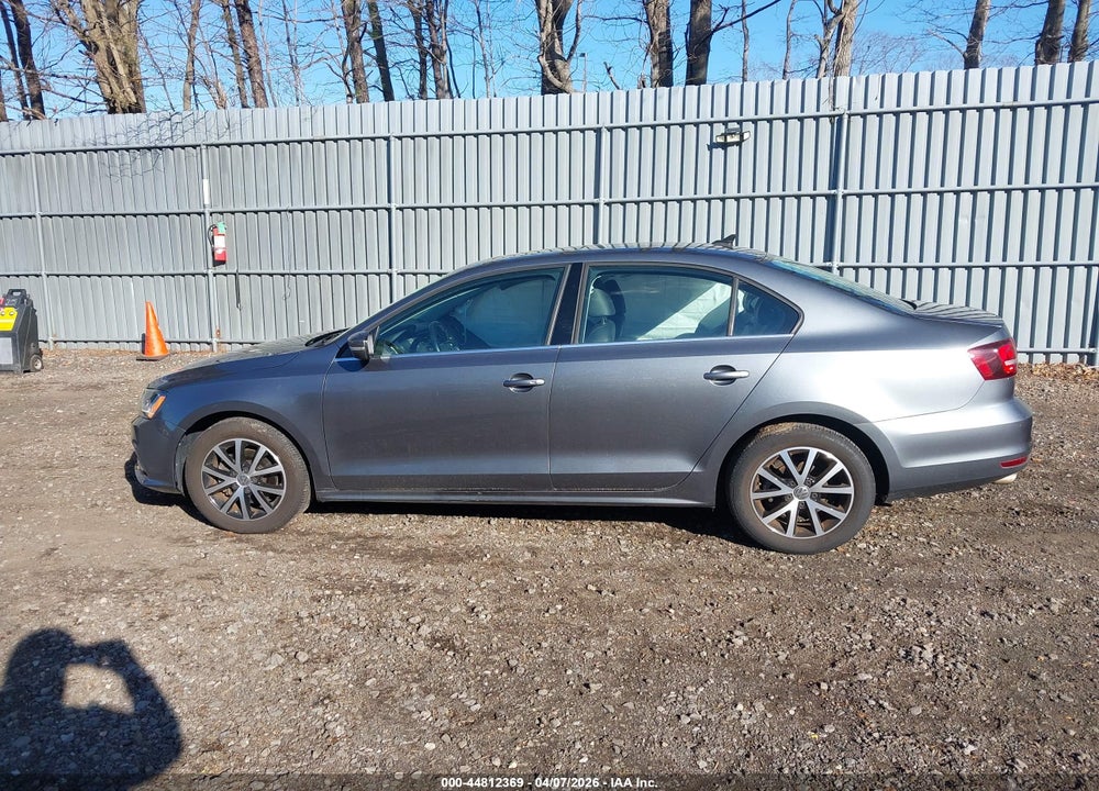 2017 VOLKSWAGEN JETTA 1.4T SE VIN: 3VWDB7AJ9HM360952
