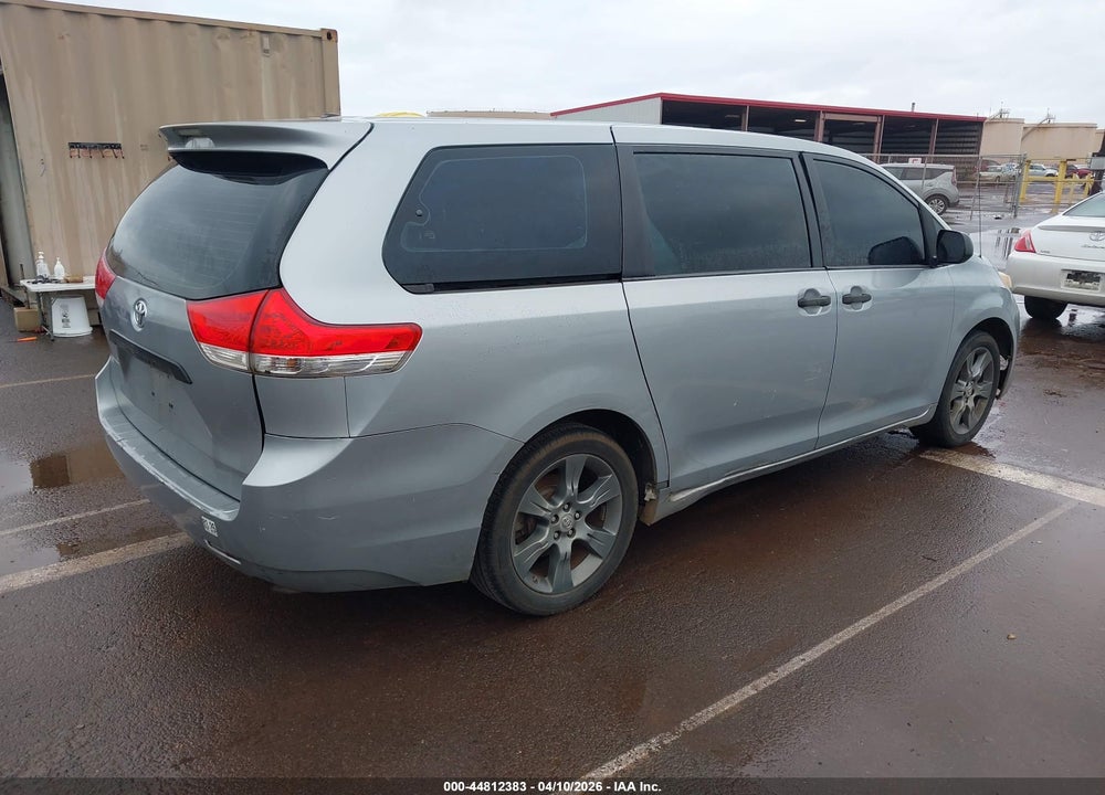2014 TOYOTA SIENNA L V6 7 PASSENGER VIN: 5TDZK3DC5ES515345