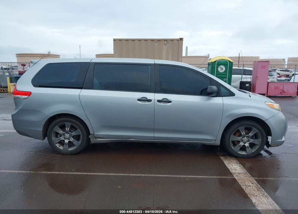 2014 TOYOTA SIENNA L V6 7 PASSENGER VIN: 5TDZK3DC5ES515345