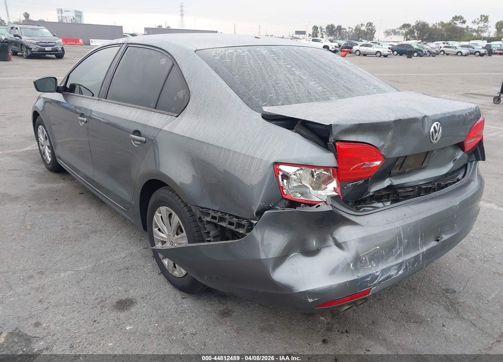 2014 VOLKSWAGEN JETTA 2.0L S VIN: 3VW2K7AJ4EM230046