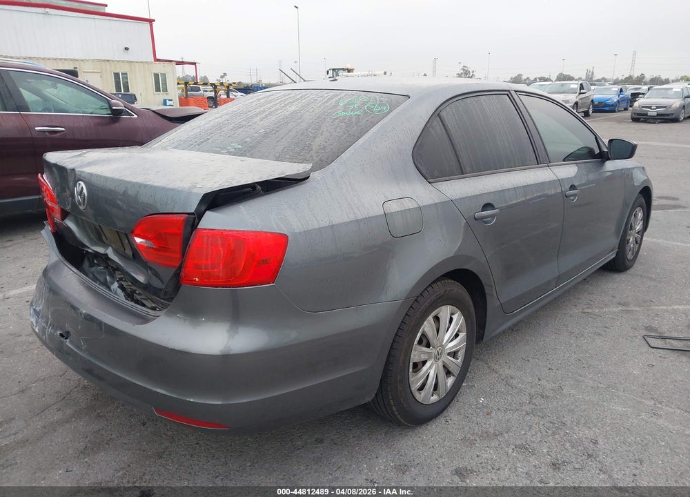 2014 VOLKSWAGEN JETTA 2.0L S VIN: 3VW2K7AJ4EM230046