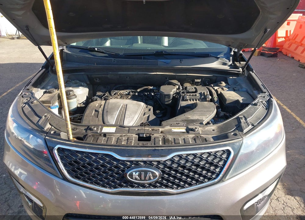 2012 KIA SORENTO SX V6 VIN: 5XYKWDA20CG282170
