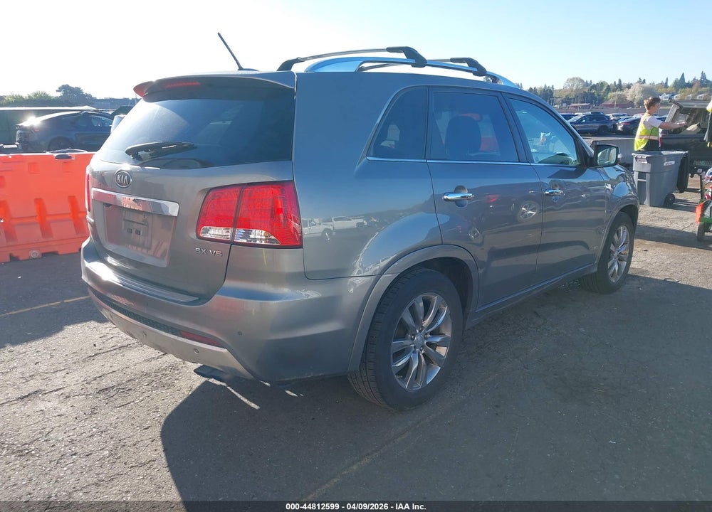2012 KIA SORENTO SX V6 VIN: 5XYKWDA20CG282170