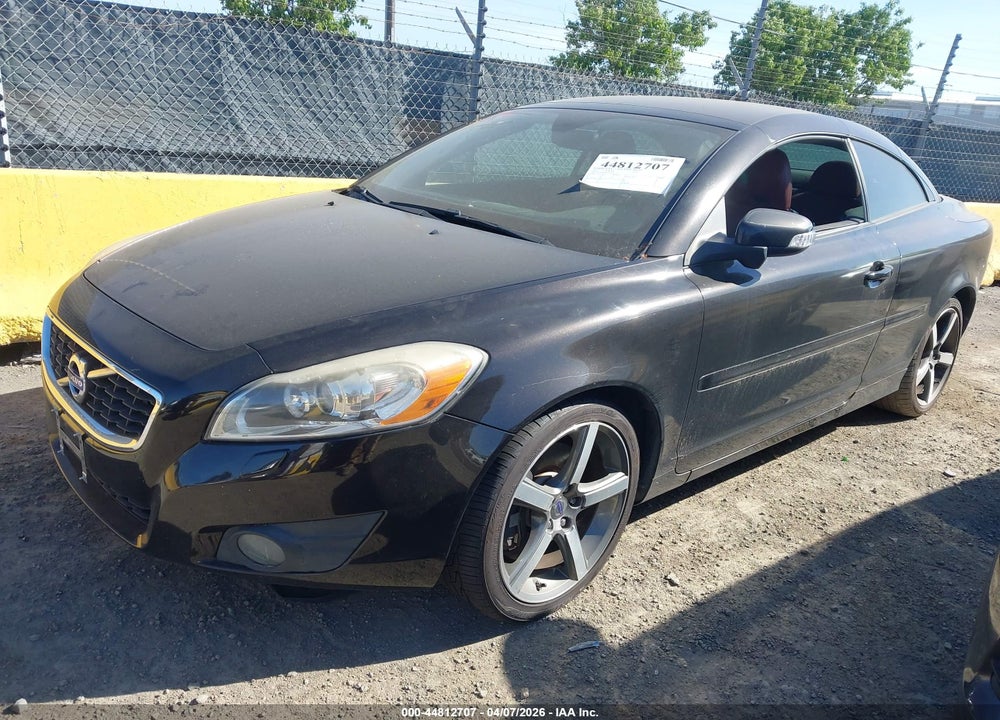 2012 VOLVO C70 T5 VIN: YV1672MC6CJ124420