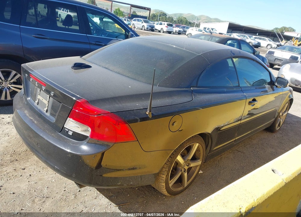 2012 VOLVO C70 T5 VIN: YV1672MC6CJ124420