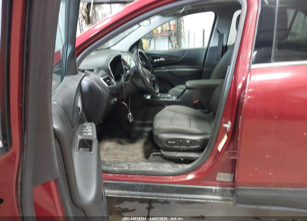 2018 CHEVROLET EQUINOX LT VIN: 2GNAXSEV5J6288789