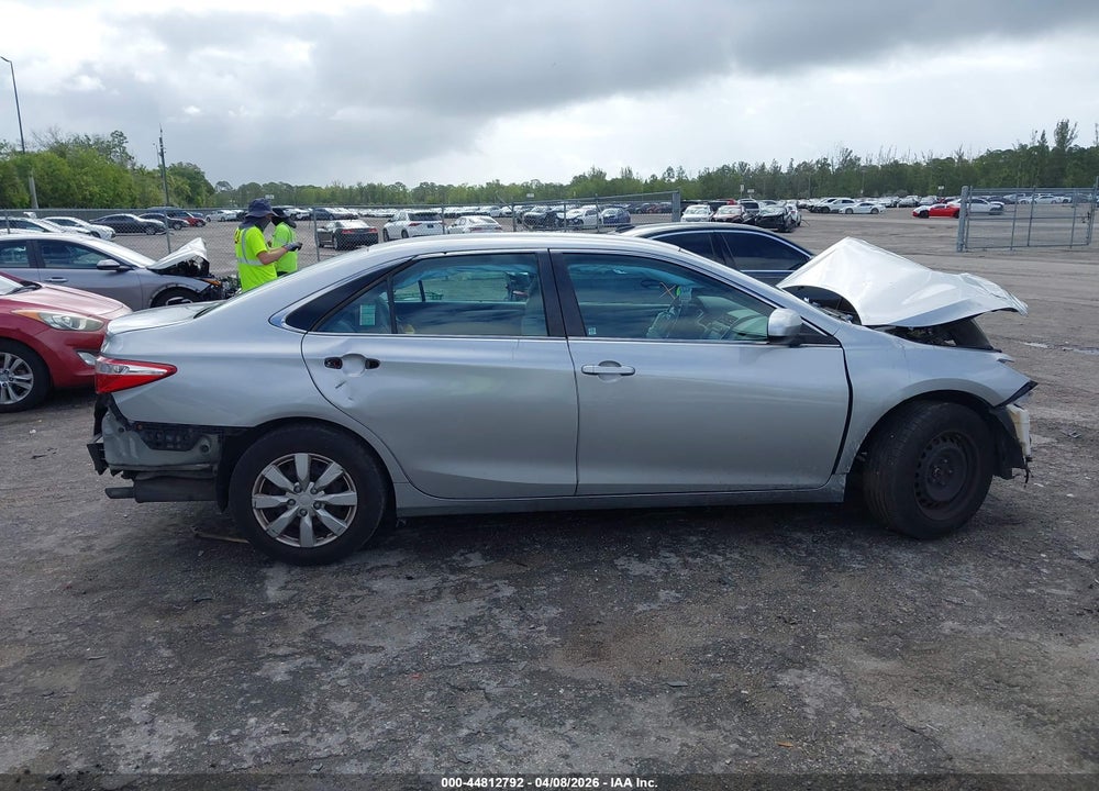 2016 TOYOTA CAMRY LE VIN: 4T1BF1FK8GU180123