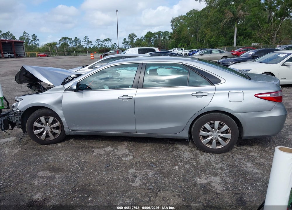 2016 TOYOTA CAMRY LE VIN: 4T1BF1FK8GU180123
