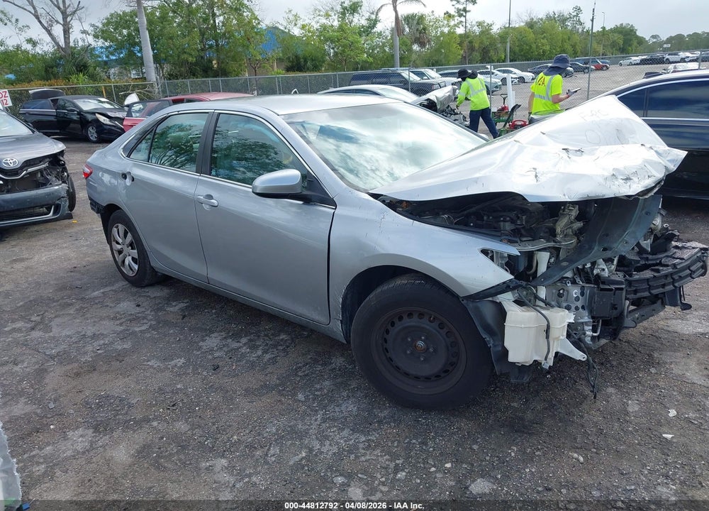 2016 TOYOTA CAMRY LE VIN: 4T1BF1FK8GU180123