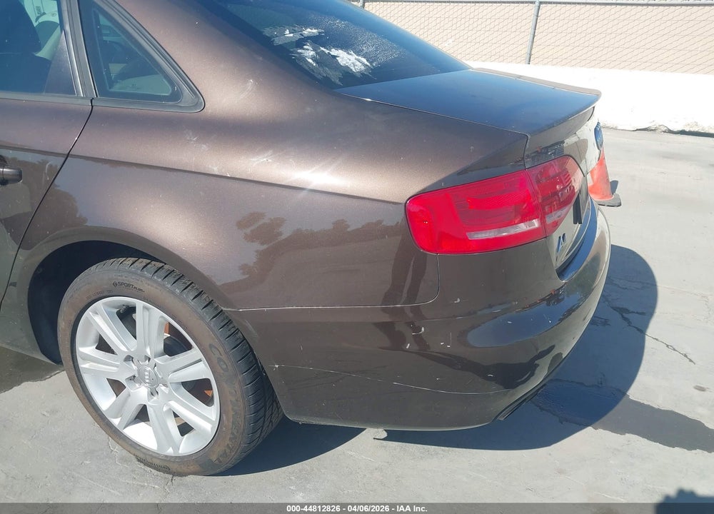 2011 AUDI A4 2.0T PREMIUM VIN: WAUAFAFL6BN044615