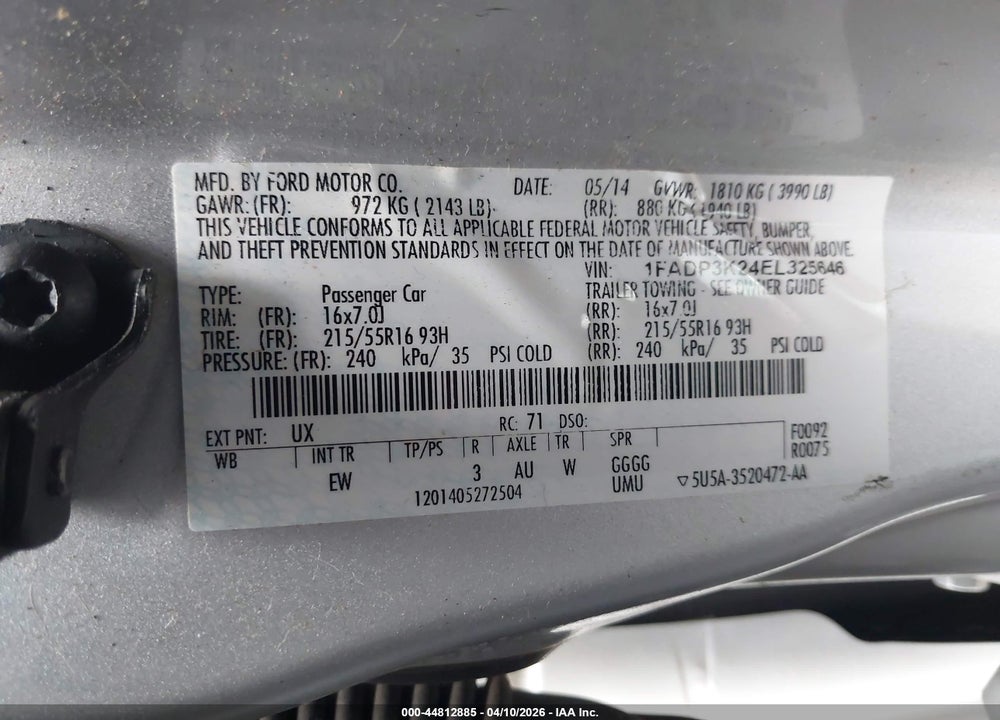 2014 FORD FOCUS SE VIN: 1FADP3K24EL325646