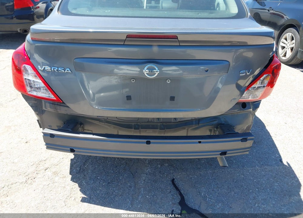 2018 NISSAN VERSA 1.6 SV VIN: 3N1CN7AP6JL822960