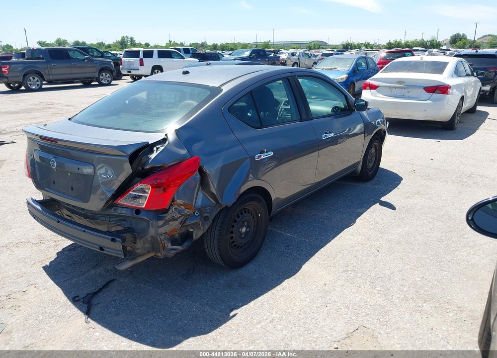 2018 NISSAN VERSA 1.6 SV VIN: 3N1CN7AP6JL822960