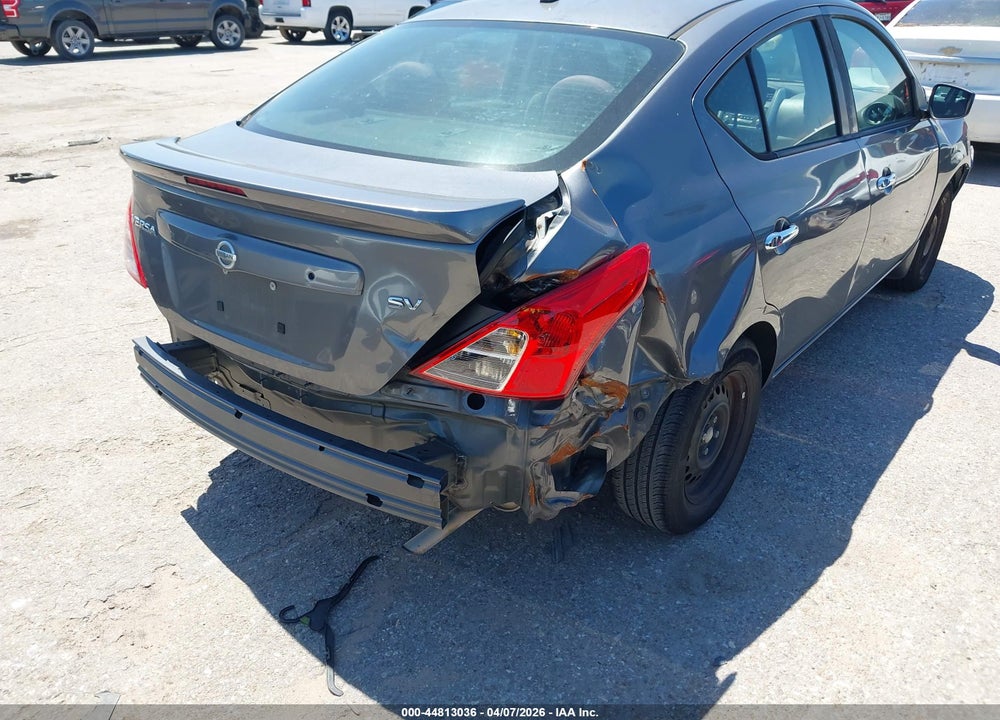2018 NISSAN VERSA 1.6 SV VIN: 3N1CN7AP6JL822960