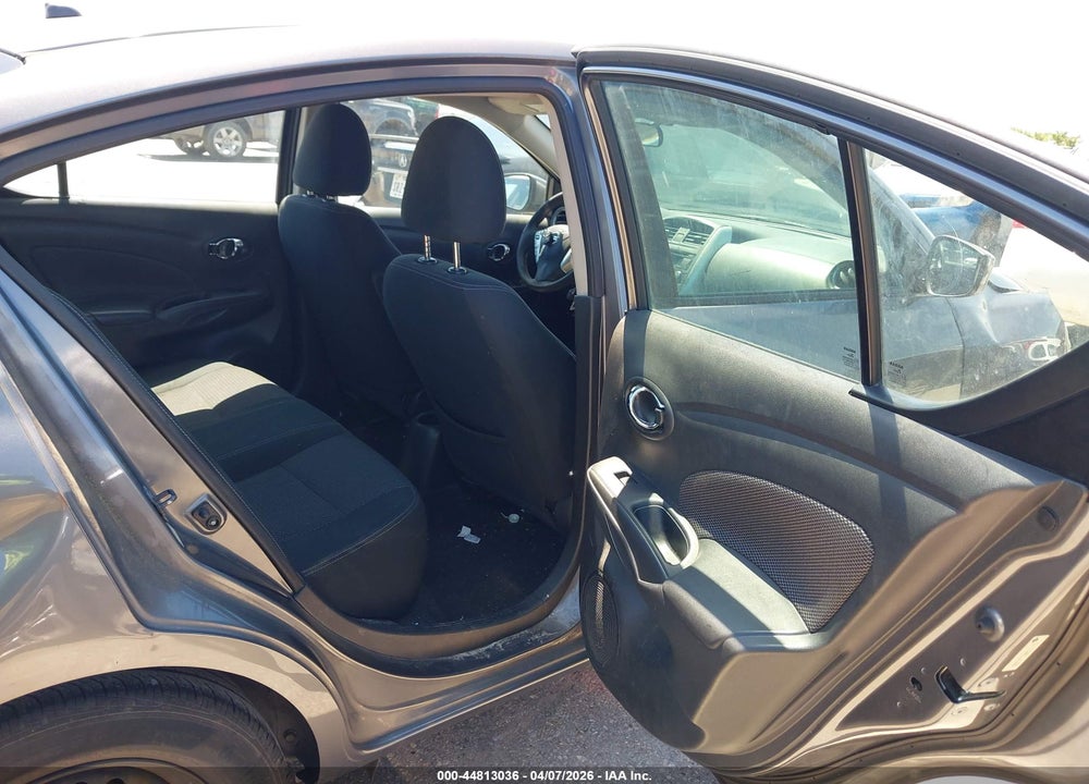 2018 NISSAN VERSA 1.6 SV VIN: 3N1CN7AP6JL822960