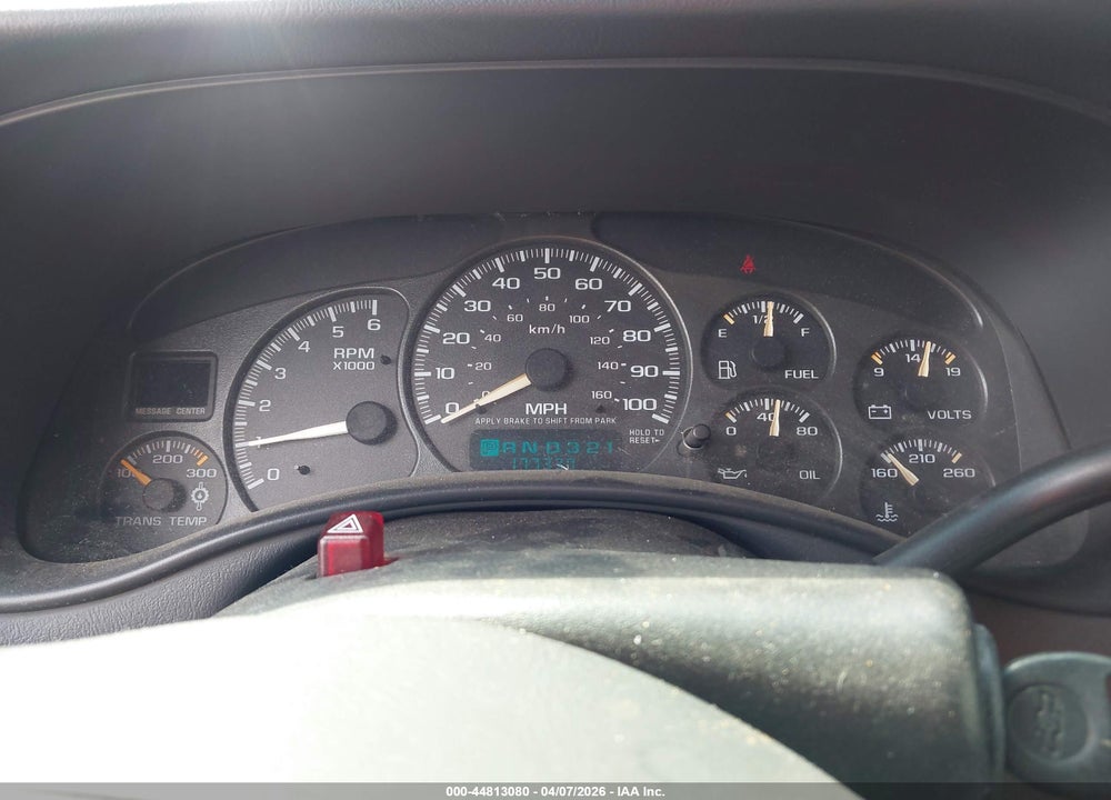 2002 CHEVROLET SUBURBAN 2500 LS VIN: 3GNGK26UX2G224364