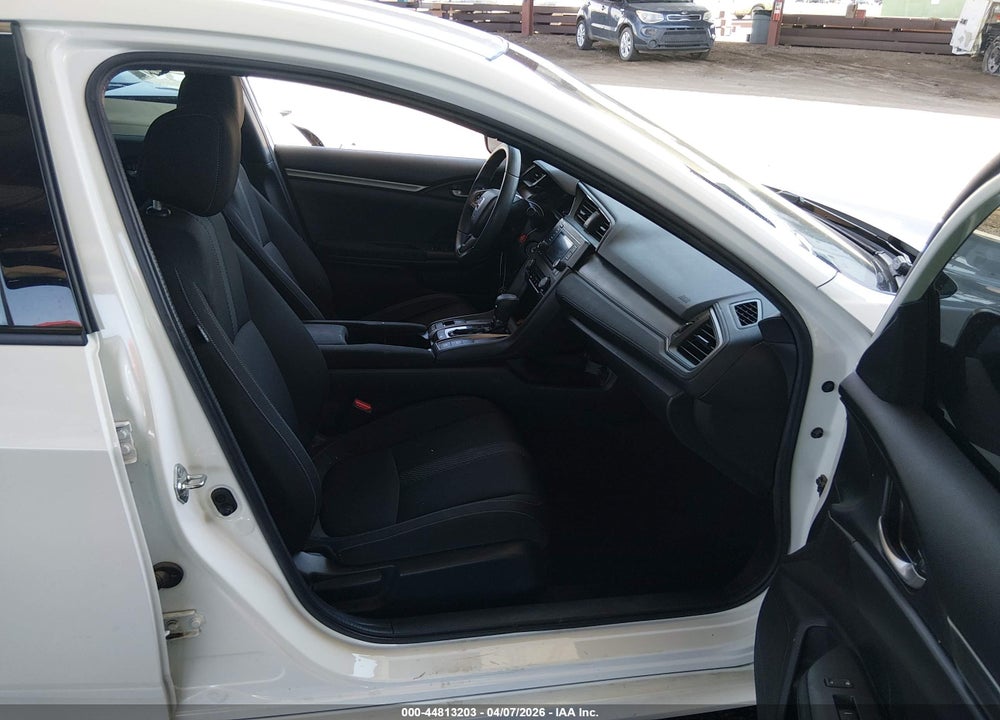 2018 HONDA CIVIC LX VIN: SHHFK7H25JU215426
