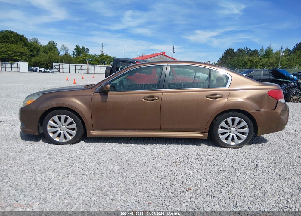2011 SUBARU LEGACY 2.5I LIMITED VIN: 4S3BMBK68B3240795