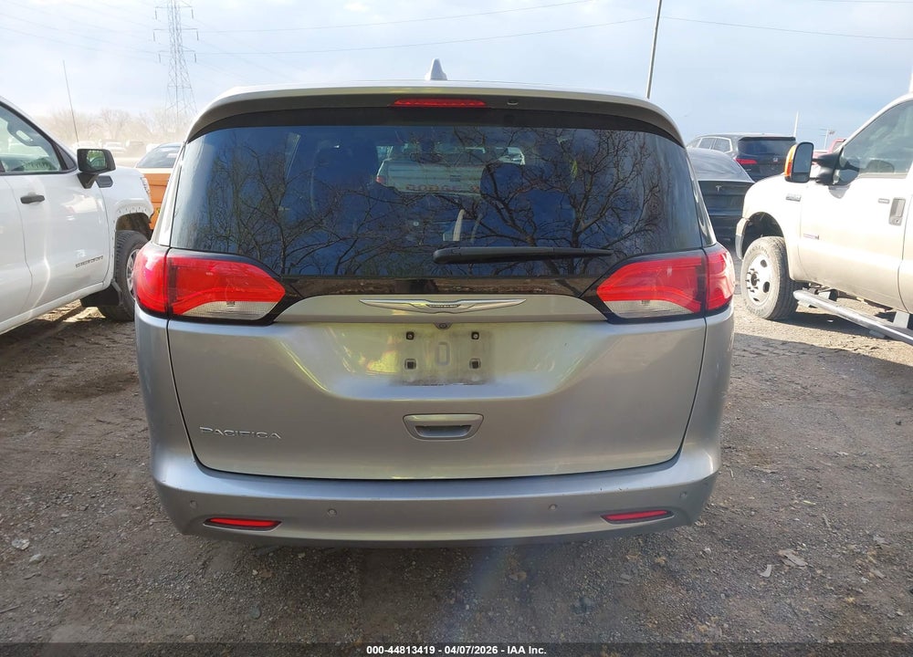2017 CHRYSLER PACIFICA LX VIN: 2C4RC1CG9HR597986