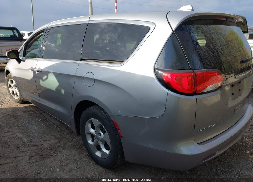 2017 CHRYSLER PACIFICA LX VIN: 2C4RC1CG9HR597986