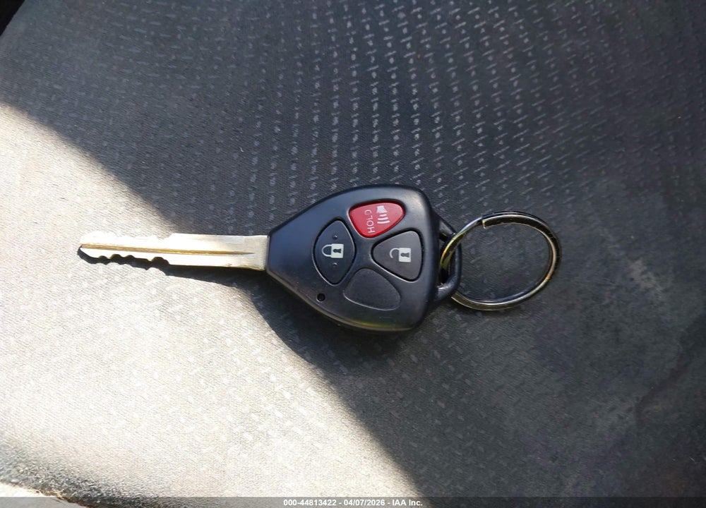 2010 TOYOTA YARIS VIN: JTDBT4K3XA1373072