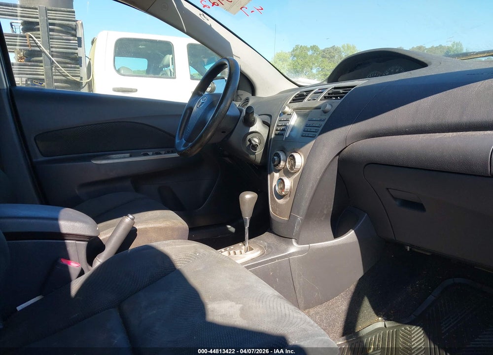 2010 TOYOTA YARIS VIN: JTDBT4K3XA1373072