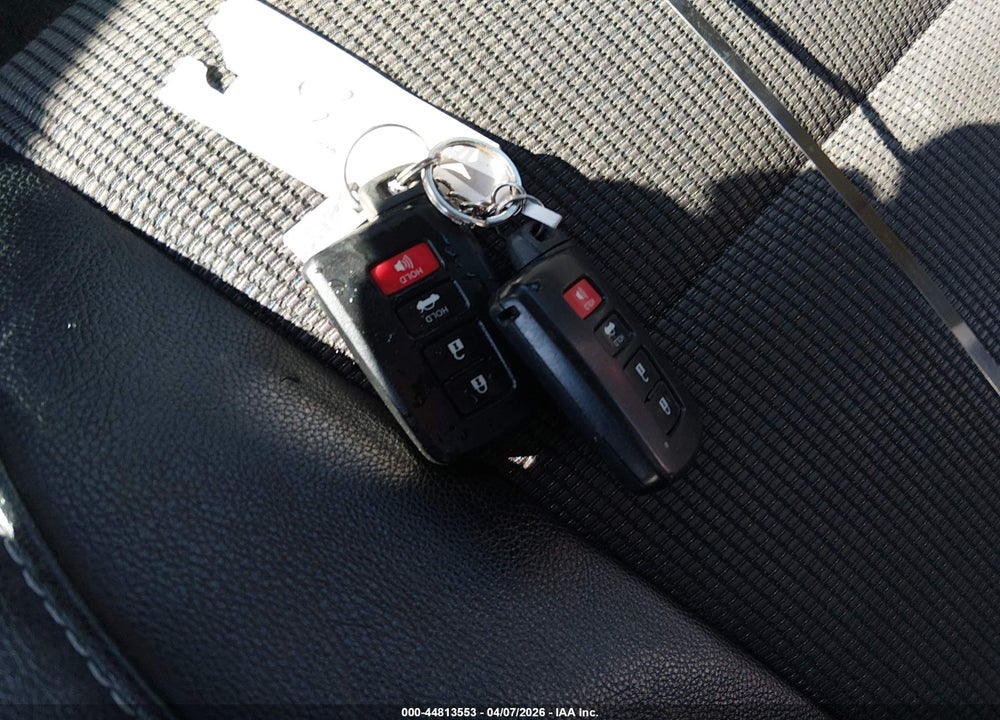 2014 TOYOTA COROLLA S PLUS VIN: 2T1BURHE4EC057994