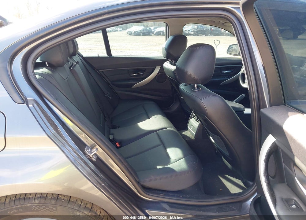 2014 BMW 320I XDRIVE VIN: WBA3C3C55EF985328