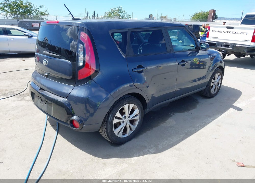 2016 KIA SOUL + VIN: KNDJP3A51G7330176