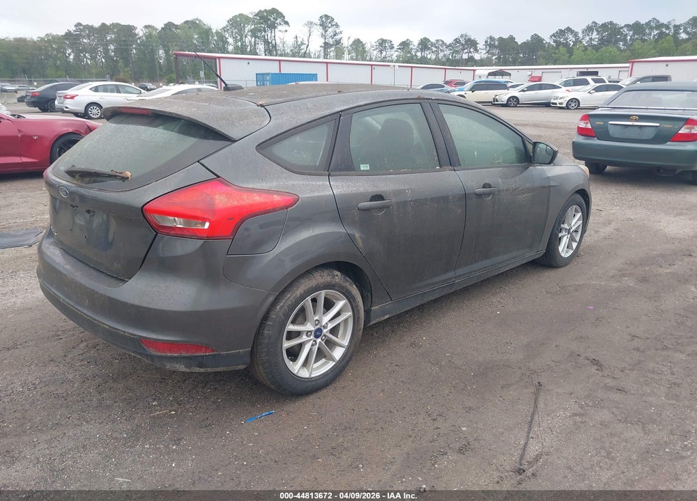 2018 FORD FOCUS SE VIN: 1FADP3K28JL231764