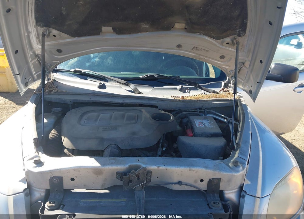 2011 CHEVROLET HHR LS VIN: 3GNBAAFW6BS524828