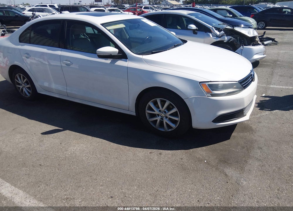 2014 VOLKSWAGEN JETTA 1.8T SE VIN: 3VWD07AJ6EM372168