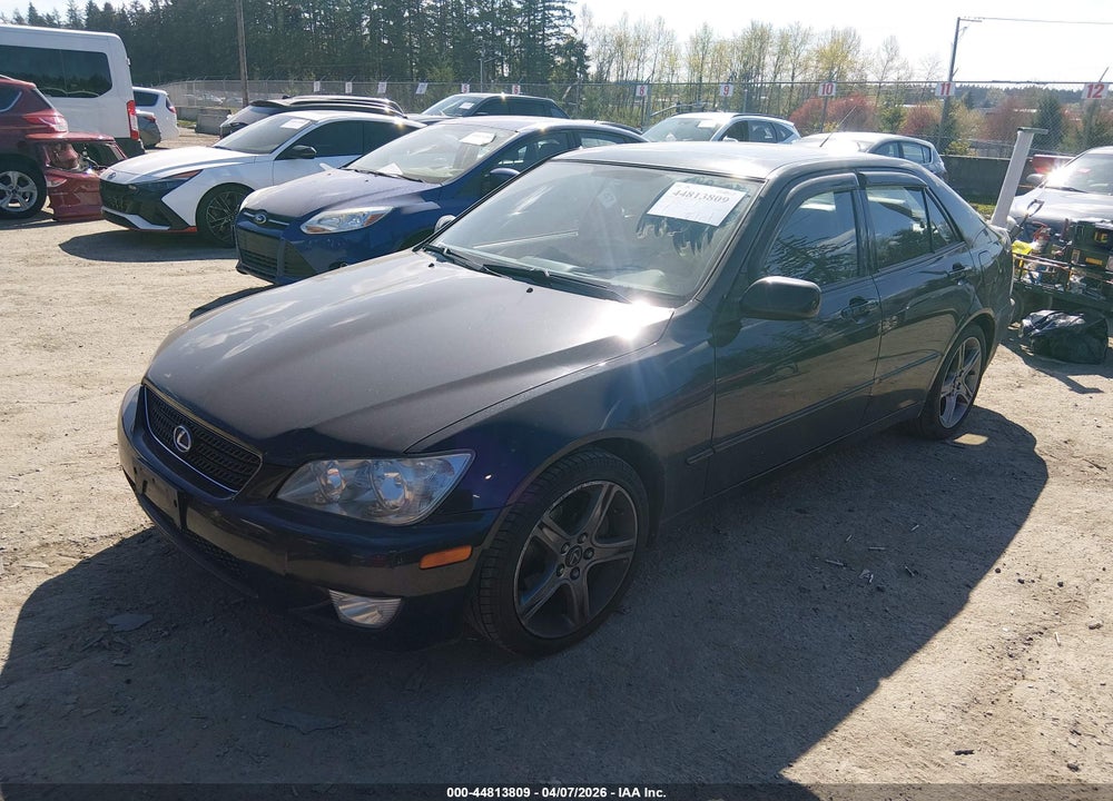 2002 LEXUS IS 300 VIN: JTHBD192920062084