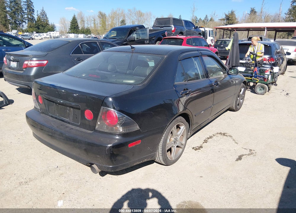 2002 LEXUS IS 300 VIN: JTHBD192920062084