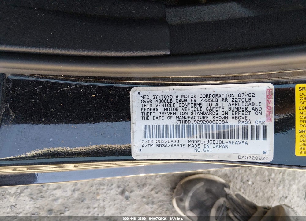 2002 LEXUS IS 300 VIN: JTHBD192920062084