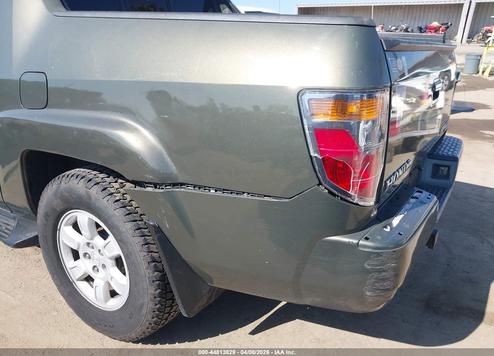 2006 HONDA RIDGELINE RTL VIN: 2HJYK16506H507468
