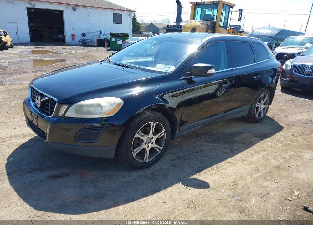 2011 VOLVO XC60 T6/T6 R-DESIGN VIN: YV4902DZ2B2189637